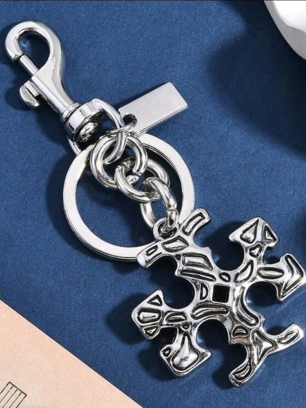 Men's Silver Cross Key & Card Holder Keychain